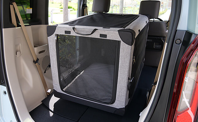 専用ゲージ設置で同乗者なしor飼い主様の助手席乗車も対応可